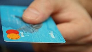 Interés por disposición de efectivo en las tarjetas de crédito