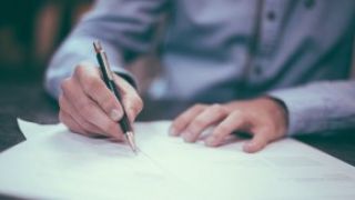 Cuál es el papel del notario en la firma de una hipoteca